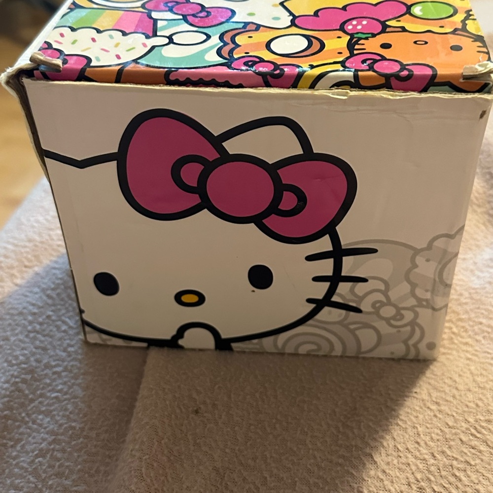 New official Hello Kitty Cafe Mug with Pink Handle and Gray Design - Picture 15 of 16